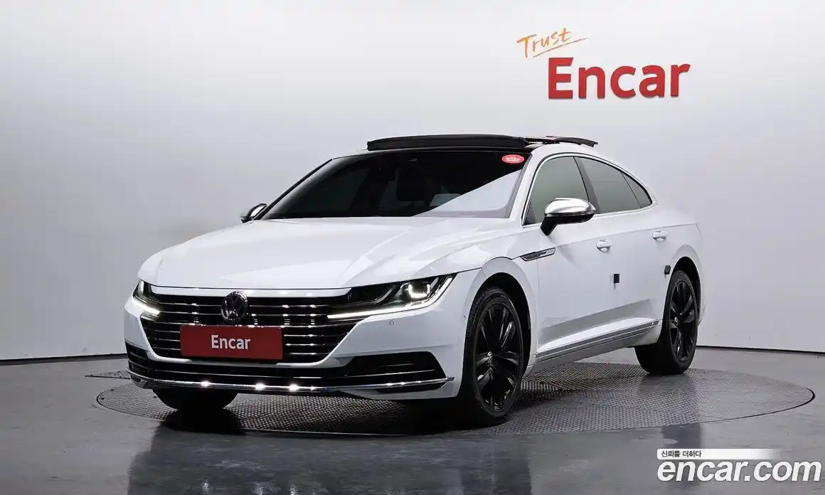 Volkswagen Arteon 2019 2.0 Автомат в Москве № 169040, фото 1