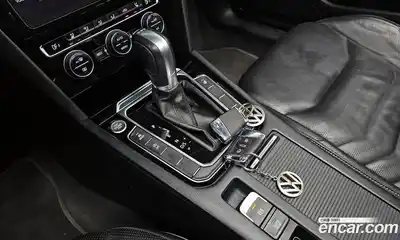 Volkswagen Arteon 2019 2.0 Автомат в Москве № 169040, миниатюра 8