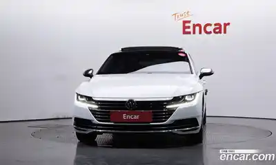 Volkswagen Arteon 2019 2.0 Автомат в Москве № 169040, миниатюра 9