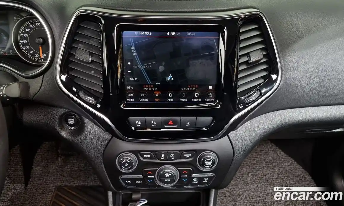 Jeep Cherokee 2022 2.4 Автомат в Москве № 169352, фото 14