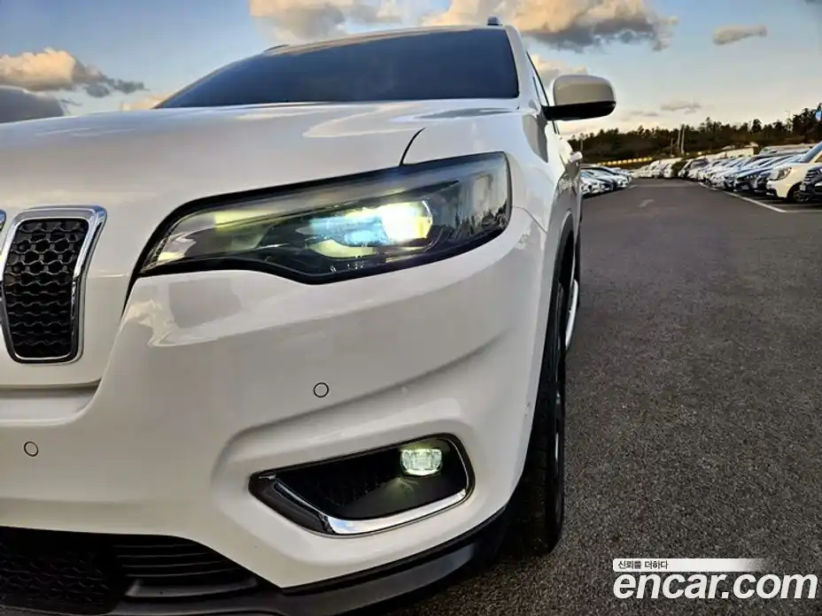 Jeep Cherokee 2020 2.4 Автомат в Москве № 169972, фото 7