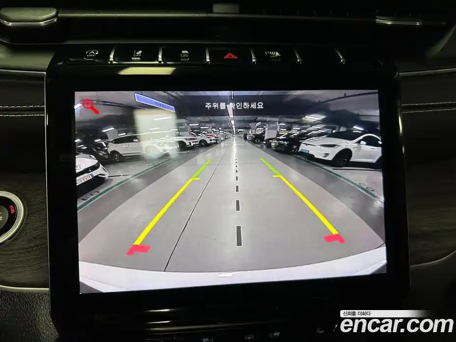 Jeep Cherokee 2023 3.6 Автомат в Москве № 169975, фото 12