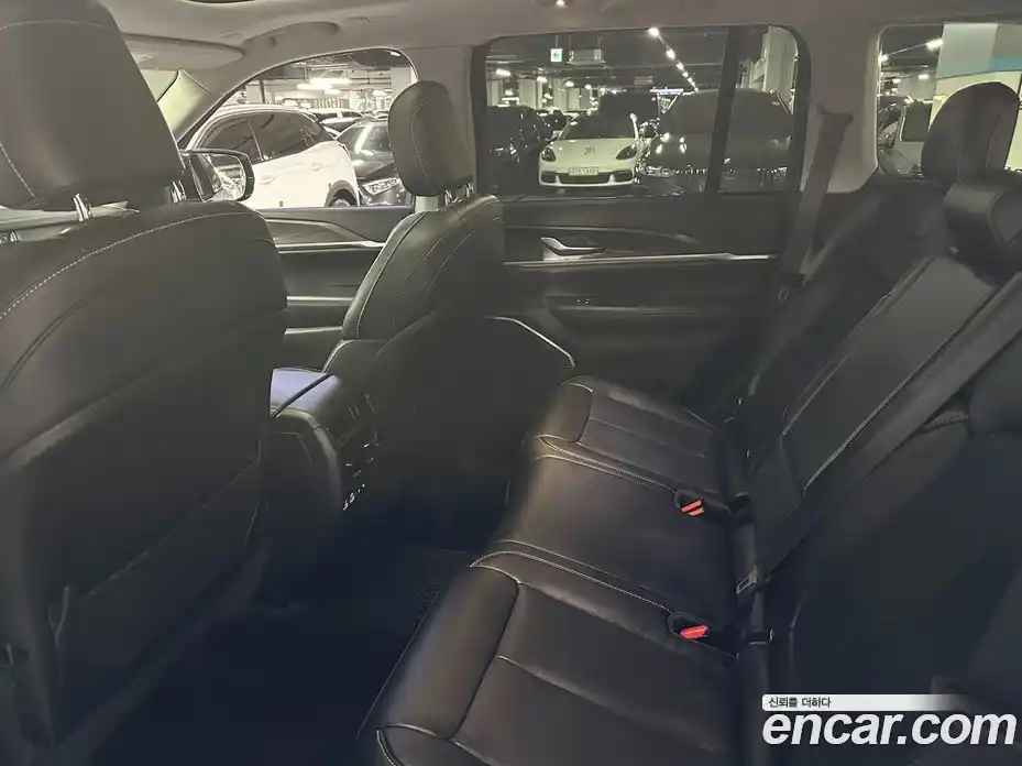 Jeep Cherokee 2023 3.6 Автомат в Москве № 169975, фото 18