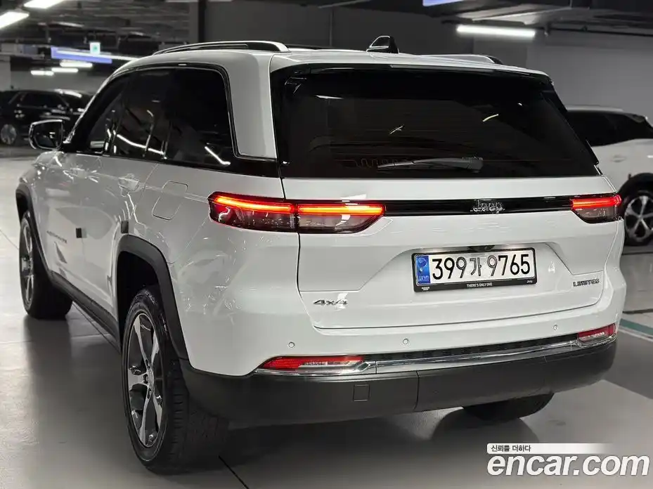 Jeep Cherokee 2023 3.6 Автомат в Москве № 169975, фото 5