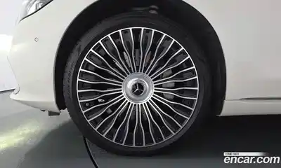 Mercedes-Benz S-Class 2023 6.0 Автомат в Москве № 174259, миниатюра 2