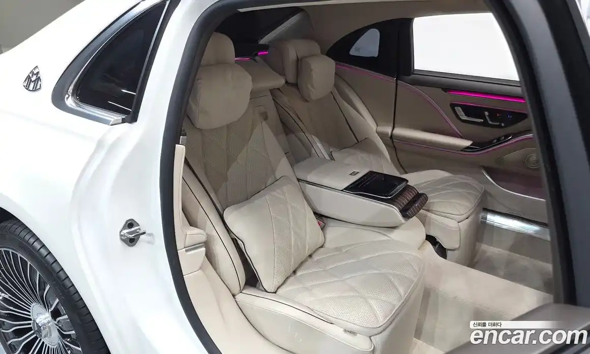 Mercedes-Benz S-Class 2023 6.0 Автомат в Москве № 174259, фото 8