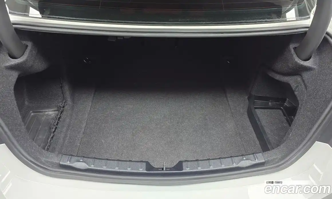 BMW 3-Series 2018 2.0 Автомат в Москве № 191666, фото 15