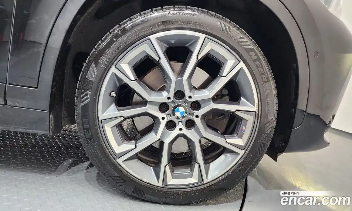 BMW X1 2022 2.0 Автомат в Москве № 192357, фото 4