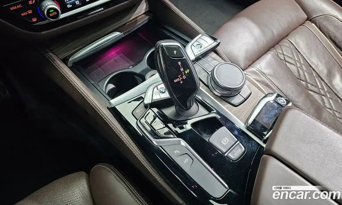 BMW 5-Series 2018 2.0 Автомат в Москве № 192909, фото 15