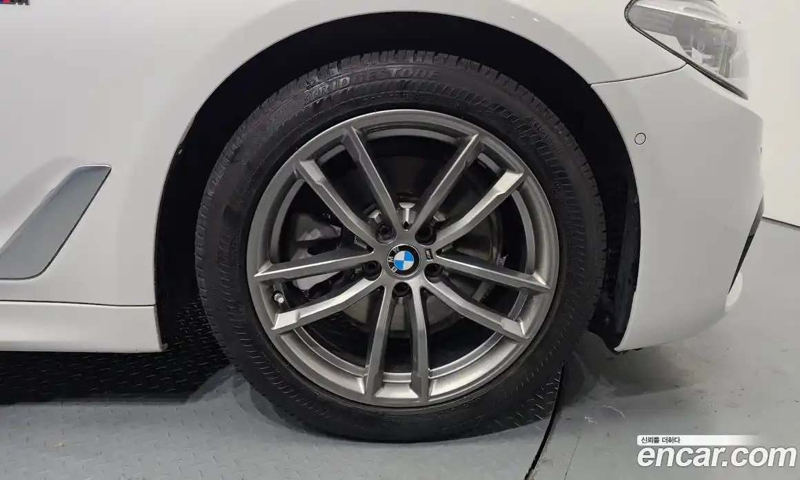 BMW 5-Series 2018 2.0 Автомат в Москве № 192909, фото 6