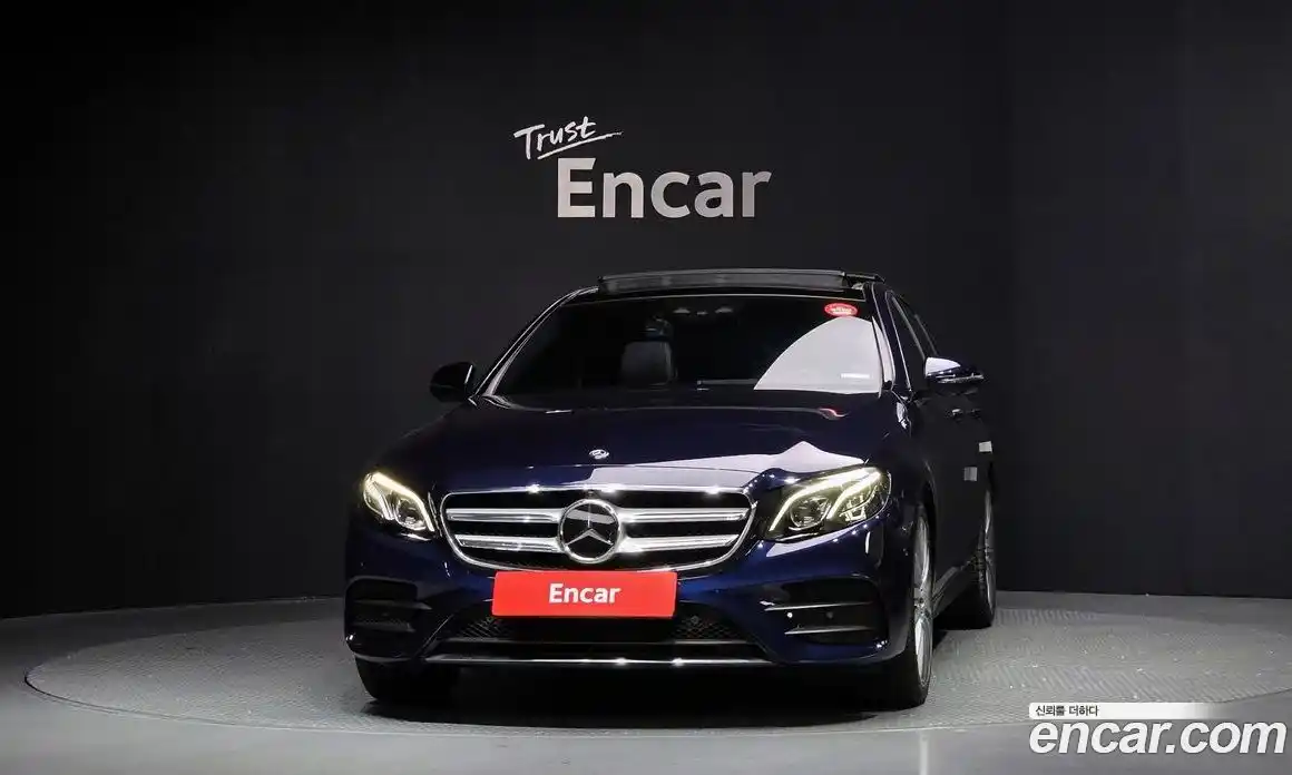 Mercedes-Benz E-Class 2019 2.0 Автомат в Москве № 193994, фото 16