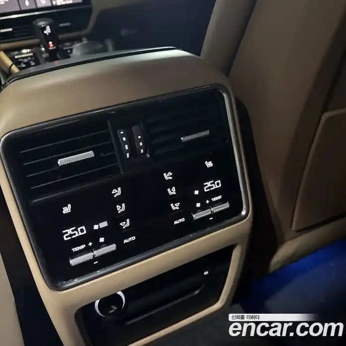 Porsche Cayenne 2021 3.0 Автомат в Москве № 194198, фото 11