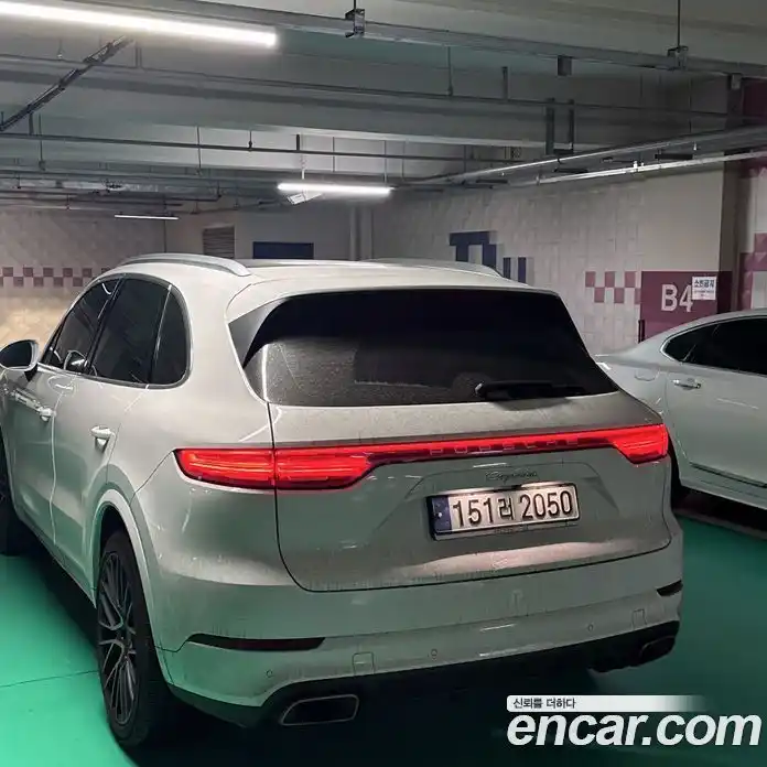 Porsche Cayenne 2021 3.0 Автомат в Москве № 194198, фото 5