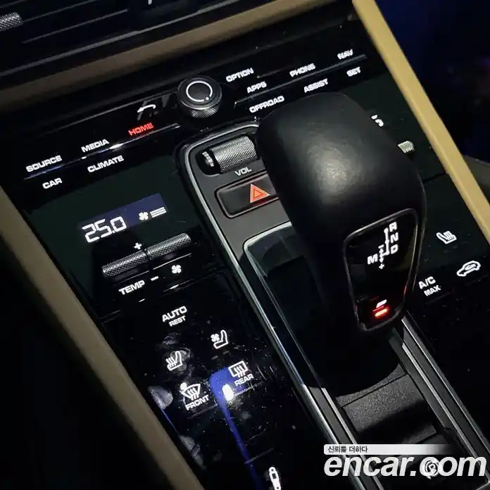 Porsche Cayenne 2021 3.0 Автомат в Москве № 194198, фото 6