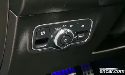 Mercedes-Benz GLB-Class, 2021