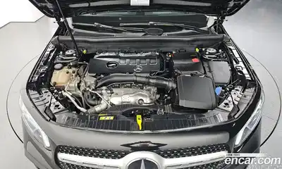 Mercedes-Benz GLB-Class 2021 2.0 Автомат в Москве № 195319, миниатюра 3