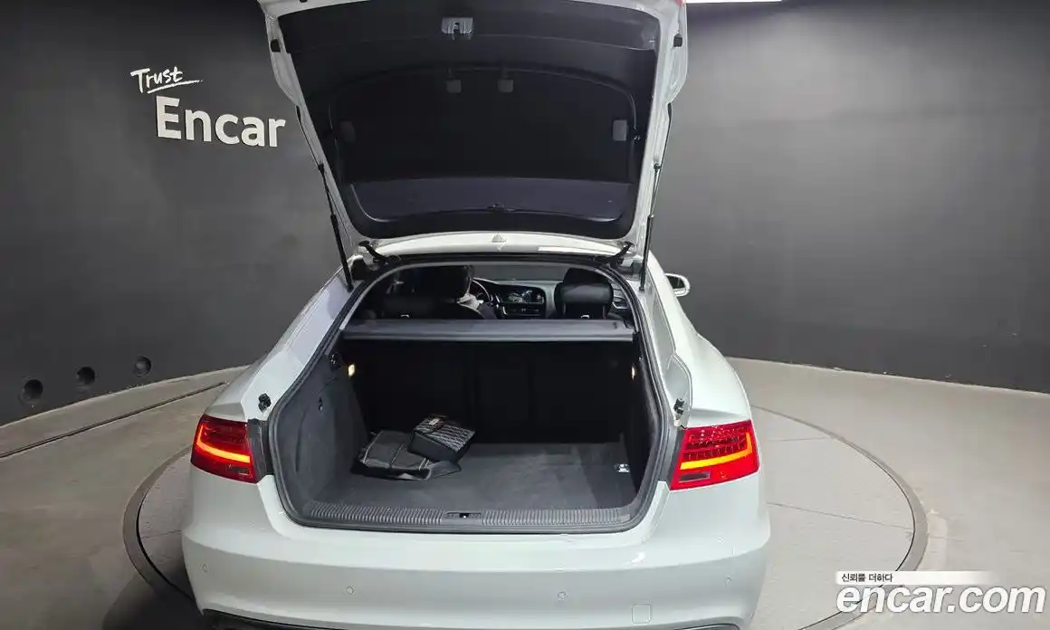 Audi A5 2015 2.0 Автомат в Москве № 196422, фото 4