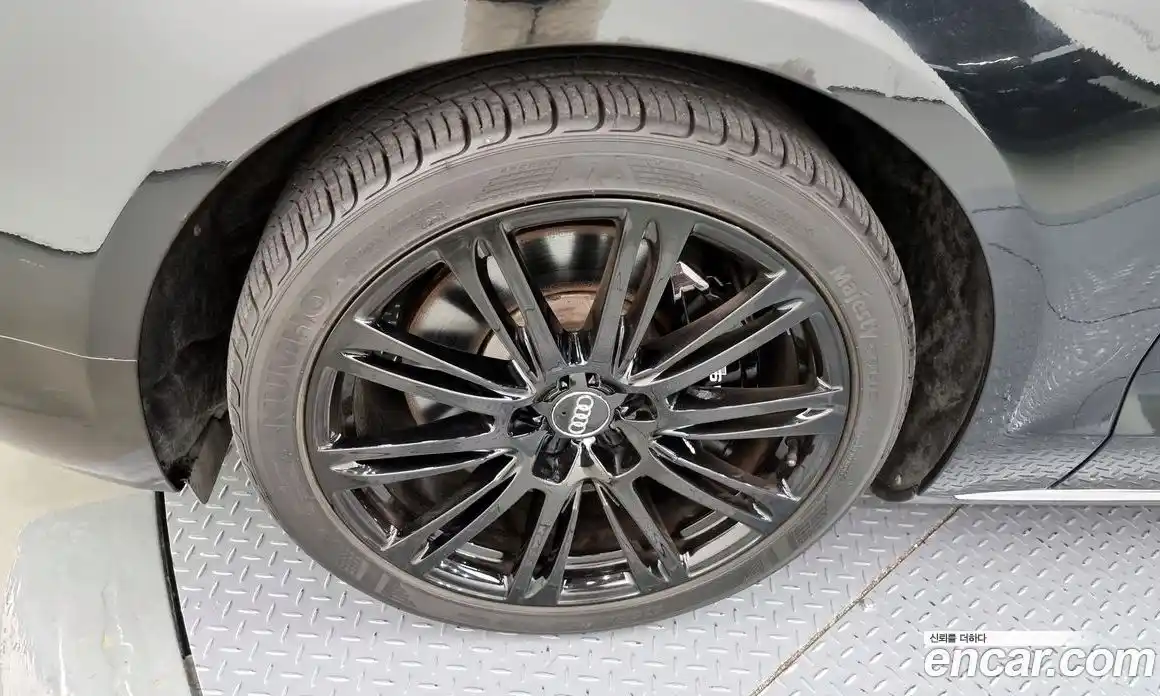 Audi A8 2012 4.2 Автомат в Москве № 196708, фото 8