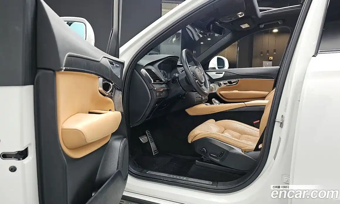 Volvo XC90 2021 2.0 Автомат в Москве № 197025, фото 14