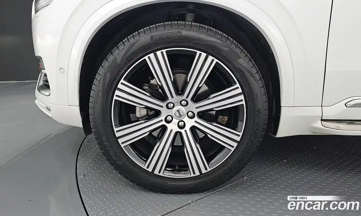 Volvo XC90 2021 2.0 Автомат в Москве № 197025, фото 17