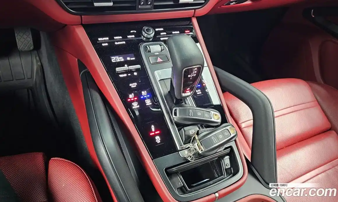 Porsche Cayenne 2021 3.0 Автомат в Москве № 197218, фото 20