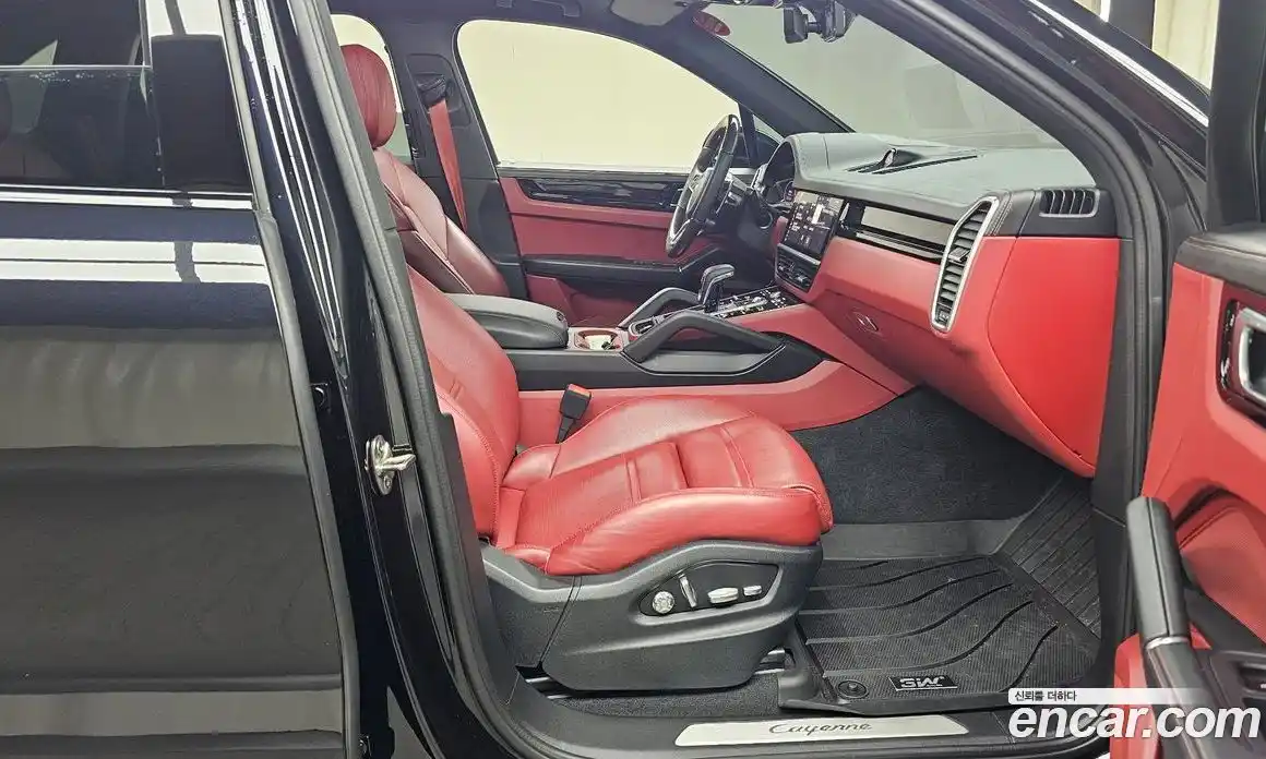 Porsche Cayenne 2021 3.0 Автомат в Москве № 197218, фото 8