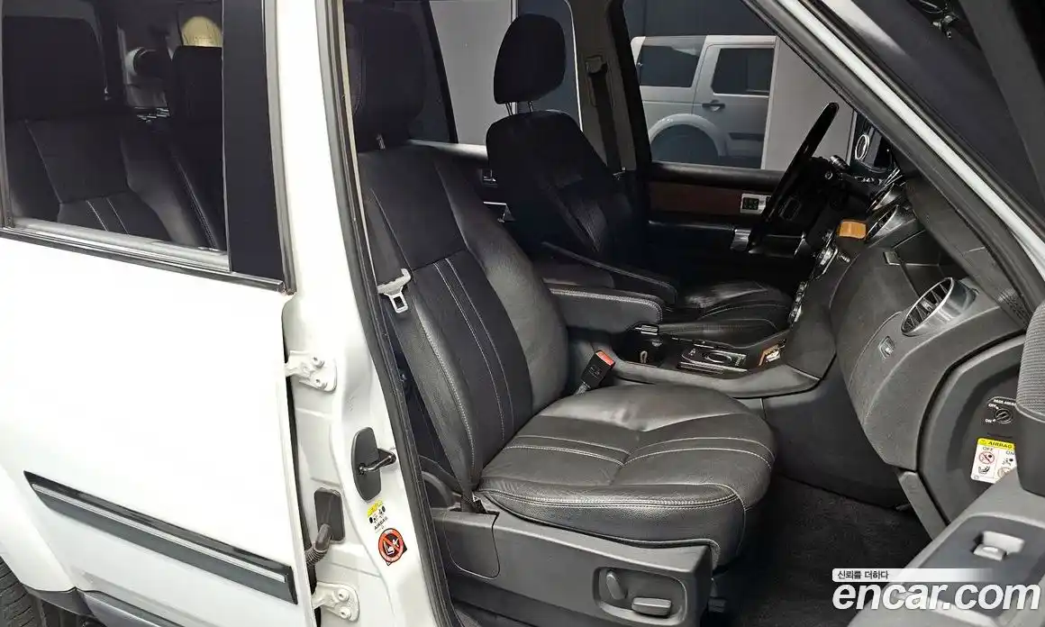 Land Rover Discovery 2013 3.0 Автомат в Москве № 198296, фото 13