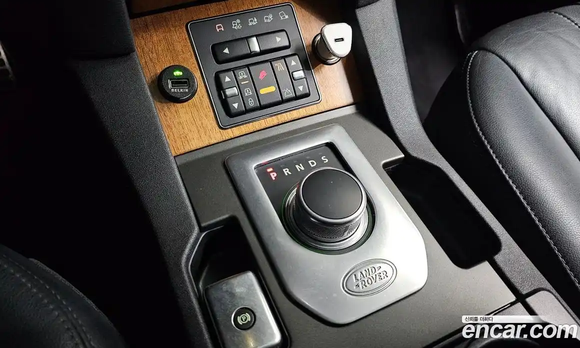 Land Rover Discovery 2013 3.0 Автомат в Москве № 198296, фото 16