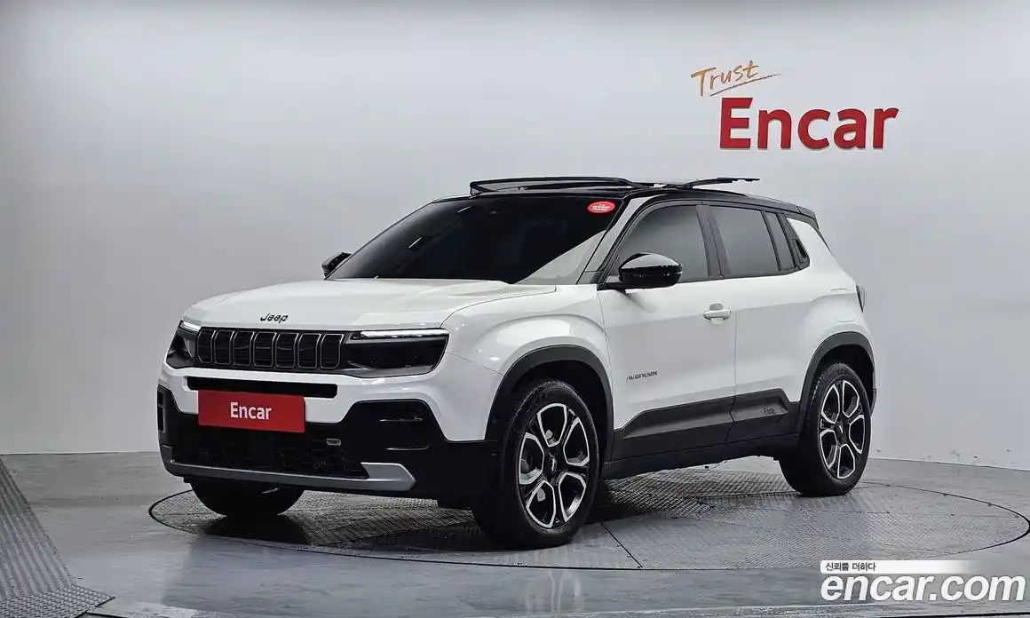 Jeep Avenger 2024 0.1 Автомат в Москве № 199391, фото 1