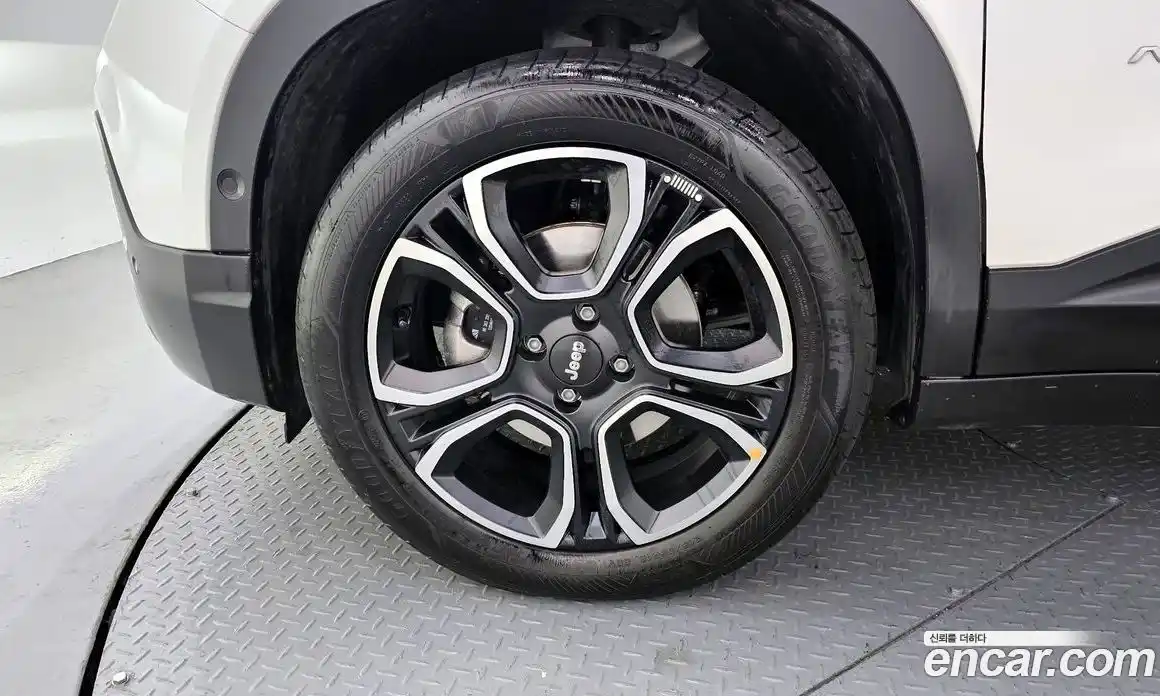 Jeep Avenger 2024 0.1 Автомат в Москве № 199391, фото 5