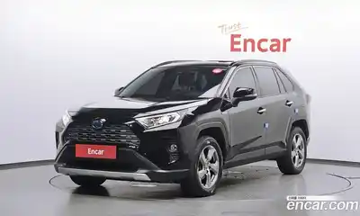 Toyota RAV4, 2021