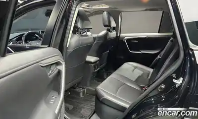 Toyota RAV4 2021 2.5 Автомат в Москве № 199653, миниатюра 12