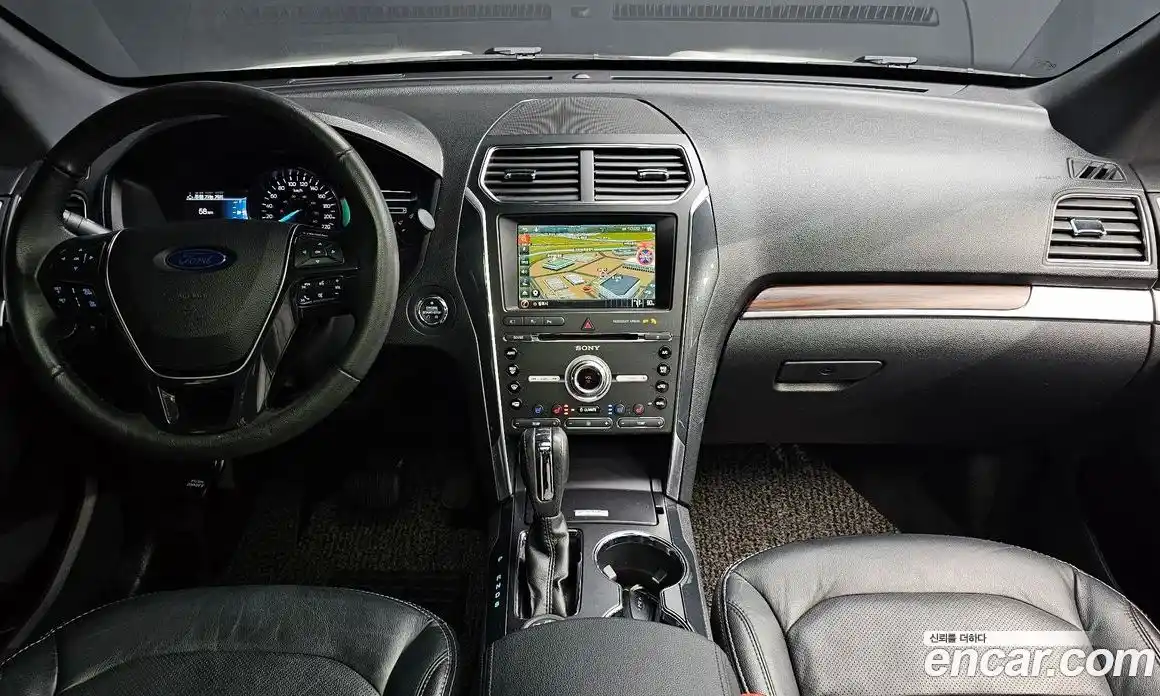 Ford Explorer 2018 2.3 Автомат в Москве № 199824, фото 7