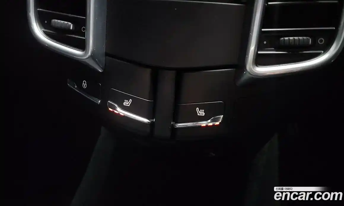 Porsche Cayenne 2015 3.0 Автомат в Москве № 208404, фото 9