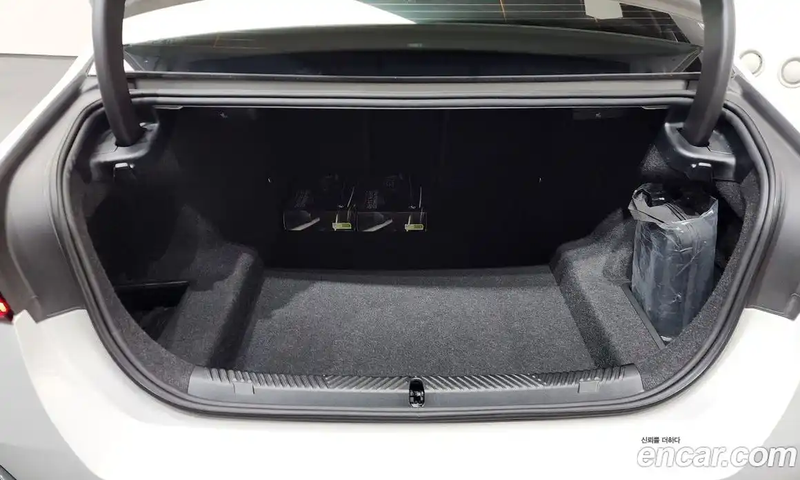 BMW 5-Series 2025 2.0 Автомат в Москве № 210288, фото 20