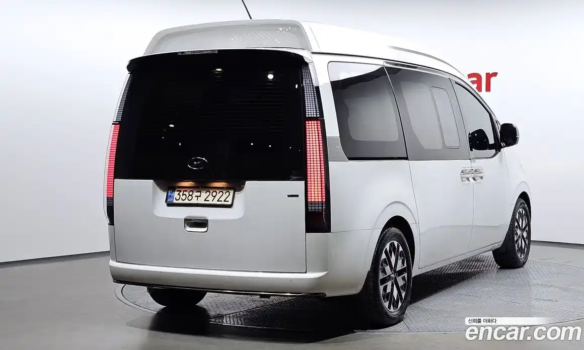 Hyundai Staria 2022 2.2 Автомат в Москве № 2102, фото 11