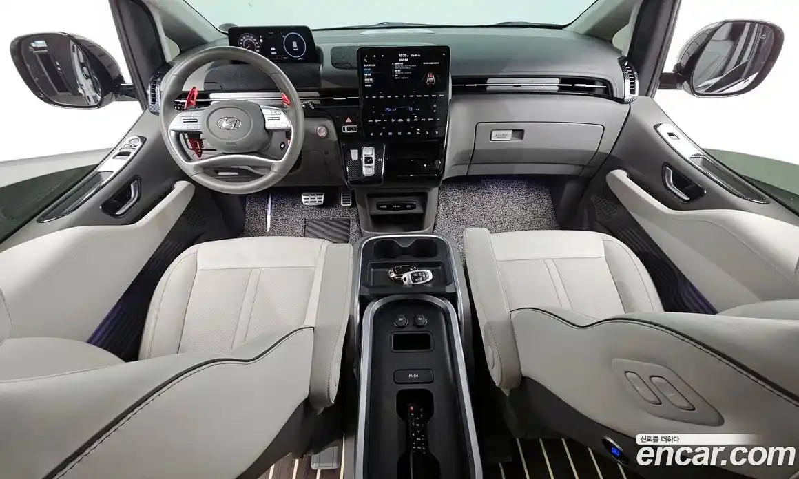 Hyundai Staria 2022 2.2 Автомат в Москве № 2102, фото 14