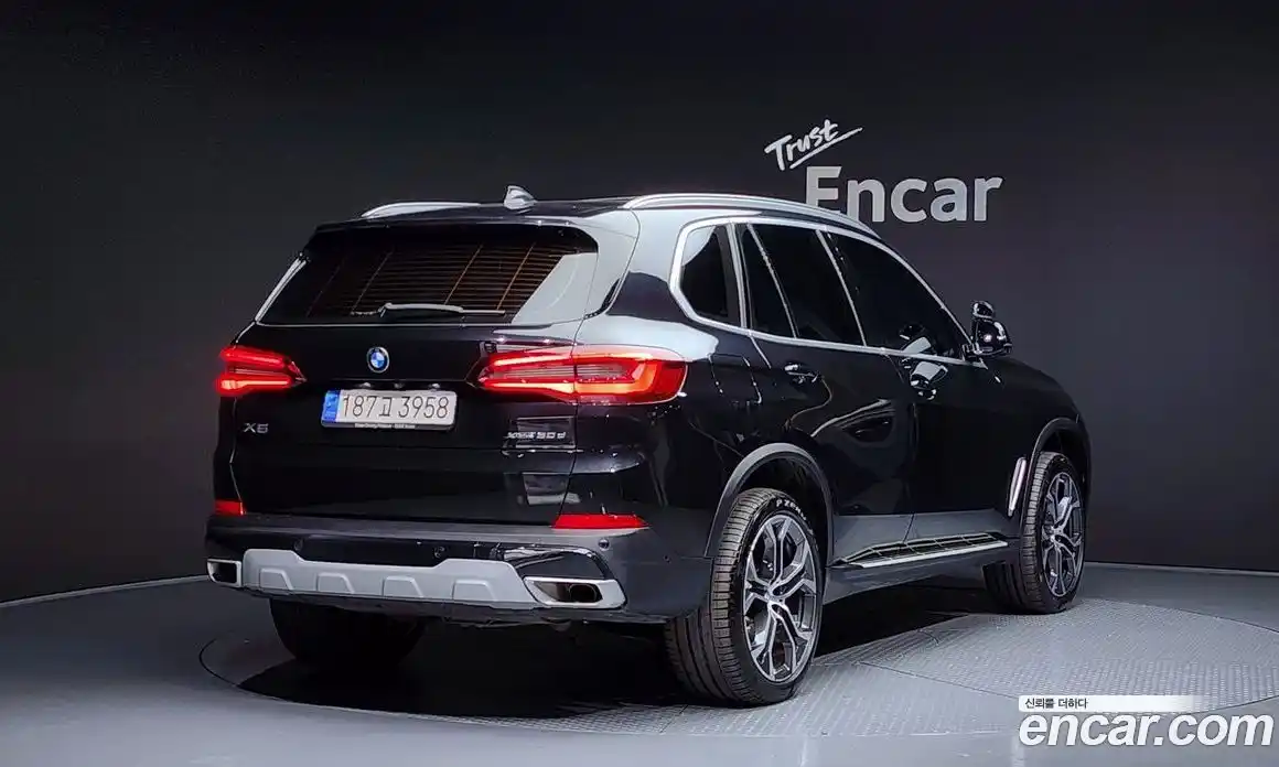 BMW X5 2023 3.0 Автомат в Москве № 210329, фото 15