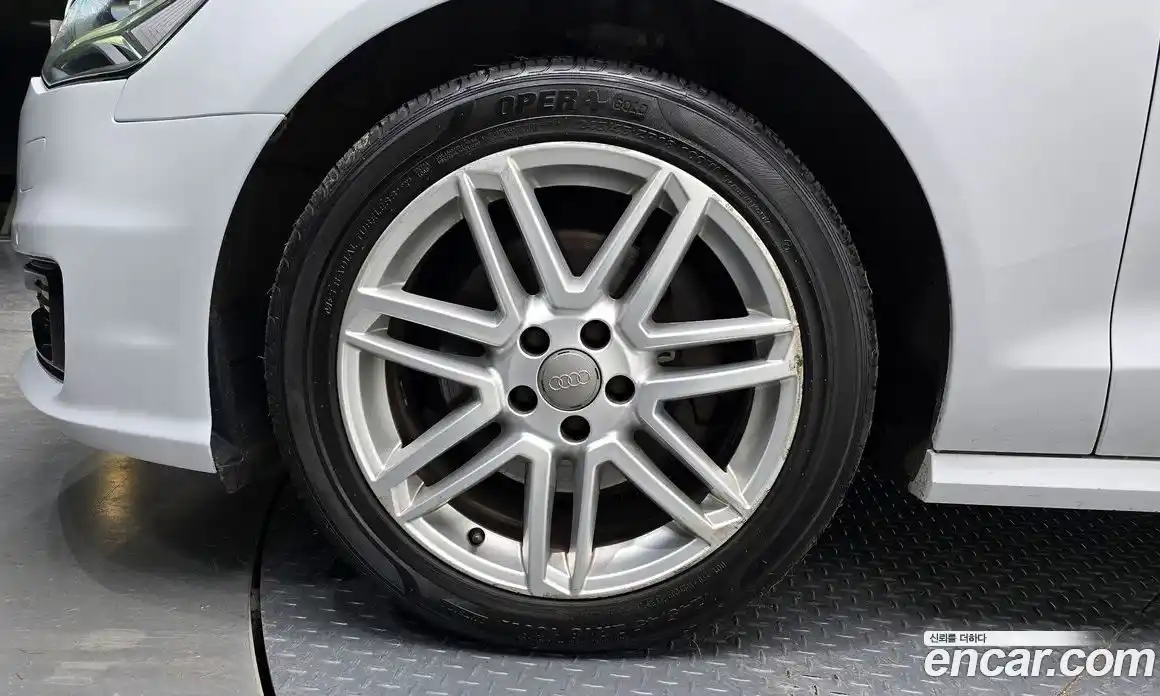 Audi A6 2016 2.0 Автомат в Москве № 212612, фото 13