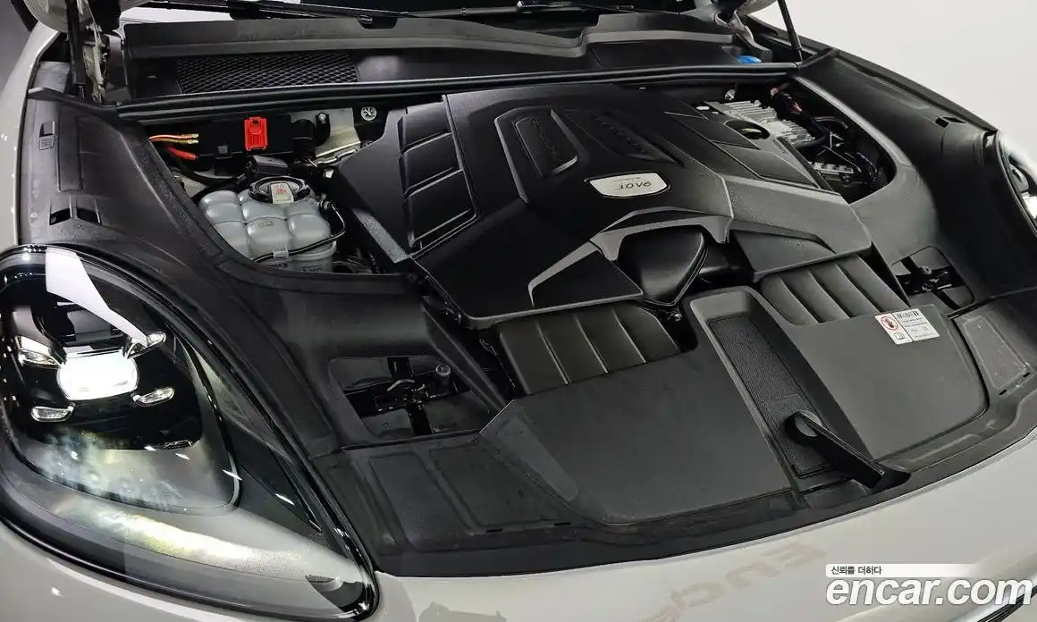 Porsche Cayenne 2023 3.0 Автомат в Москве № 213021, фото 5