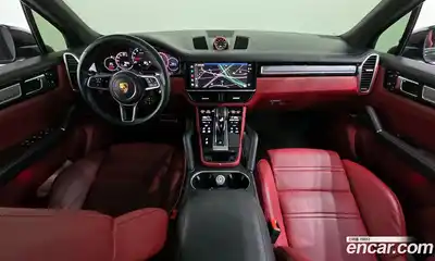 Porsche Cayenne 2023 3.0 Автомат в Москве № 213177, миниатюра 11