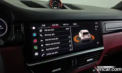 Porsche Cayenne 2023 3.0 Автомат в Москве № 213177, миниатюра 4