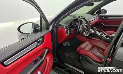 Porsche Cayenne 2023 3.0 Автомат в Москве № 213177, миниатюра 7