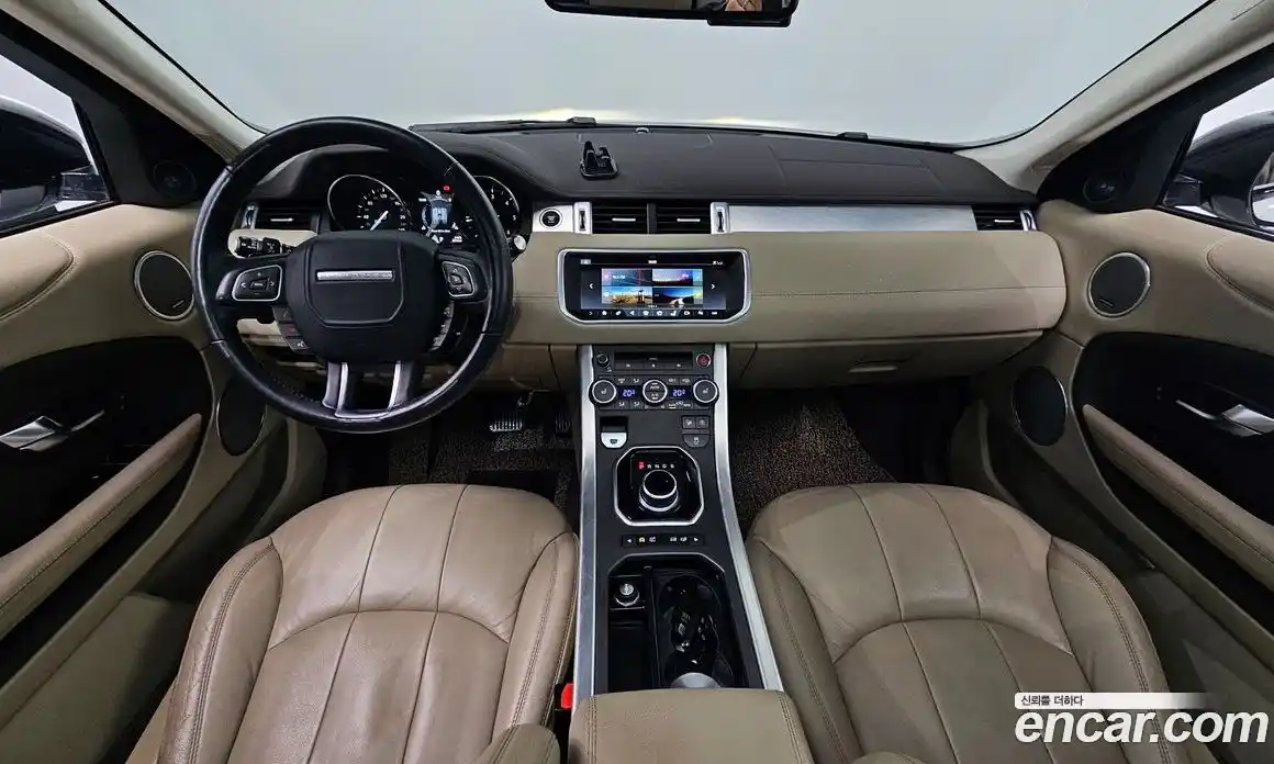 Land Rover Range-Rover Evoque 2018 2.0 Автомат в Москве № 213465, фото 15
