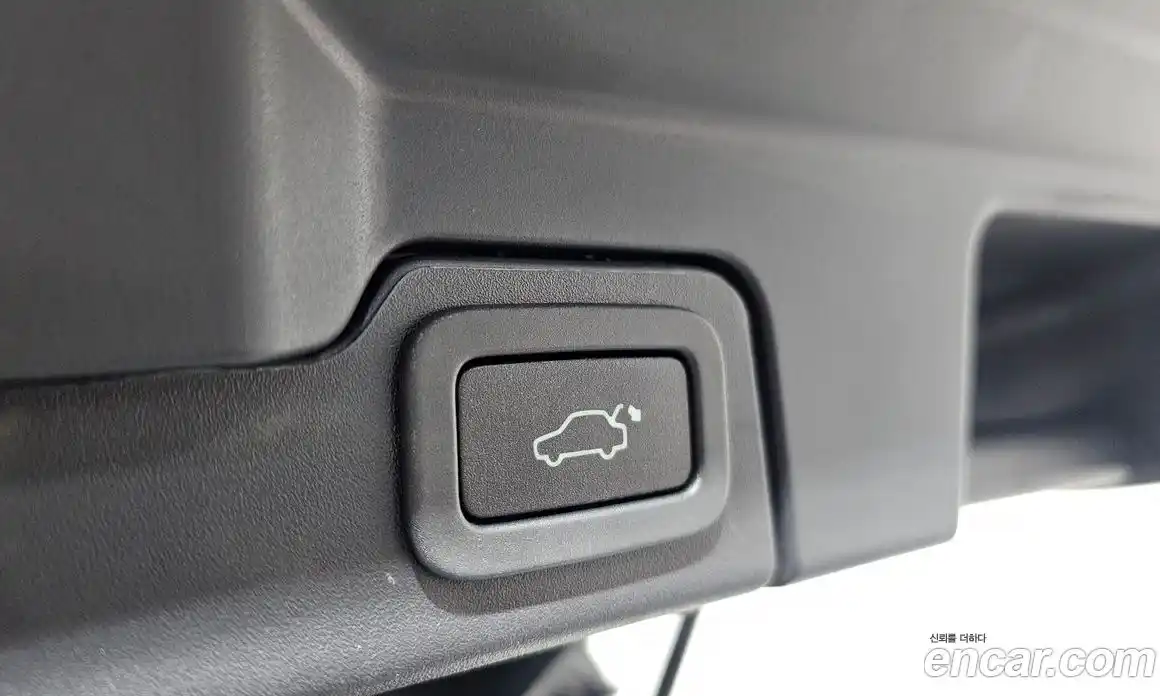 Land Rover Range-Rover Evoque 2018 2.0 Автомат в Москве № 213465, фото 16