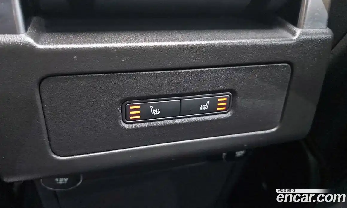 Land Rover Discovery 2018 2.0 Автомат в Москве № 213816, фото 16