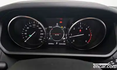 Land Rover Discovery 2018 2.0 Автомат в Москве № 213816, миниатюра 4