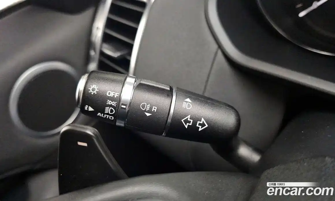 Land Rover Discovery 2018 2.0 Автомат в Москве № 213816, фото 7