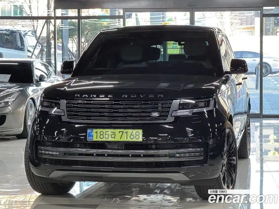 Land Rover Range-Rover 2025 4.4 Автомат в Москве № 213905, фото 1