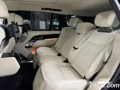 Land Rover Range-Rover 2025 4.4 Автомат в Москве № 213905, миниатюра 10